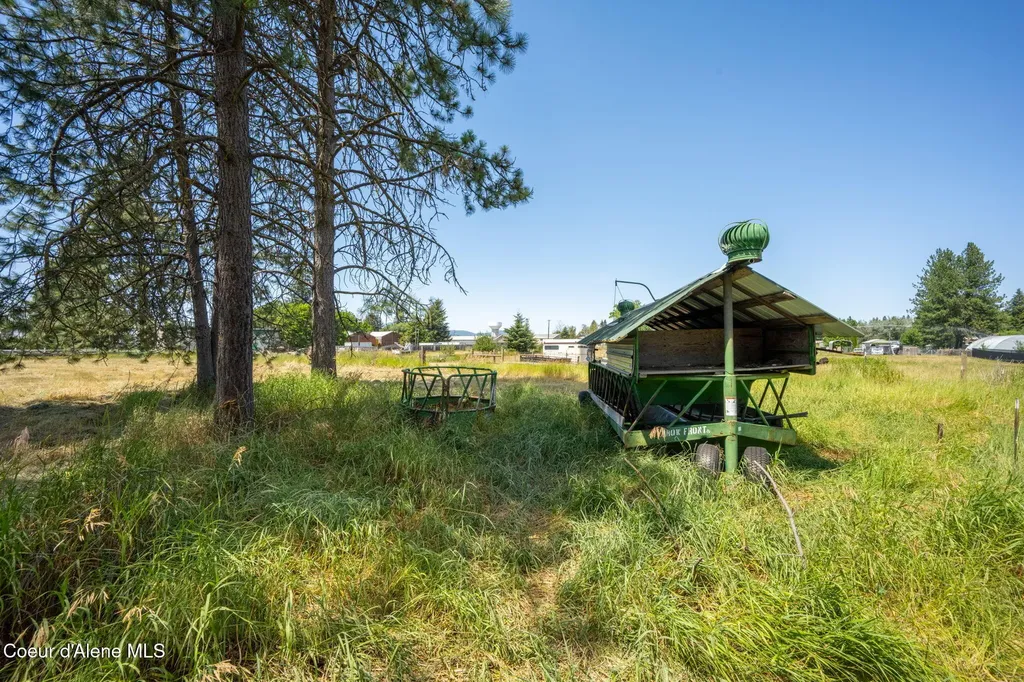 10064 N Government Way Hayden ID 83835