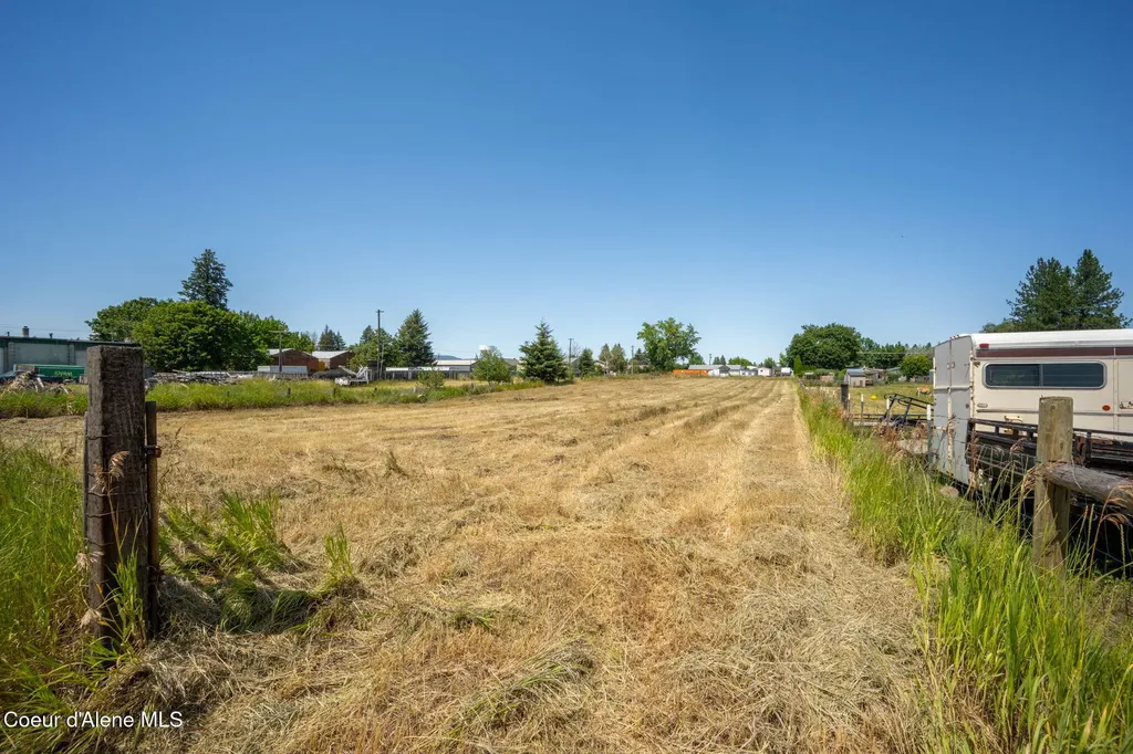 10064 N Government Way Hayden ID 83835