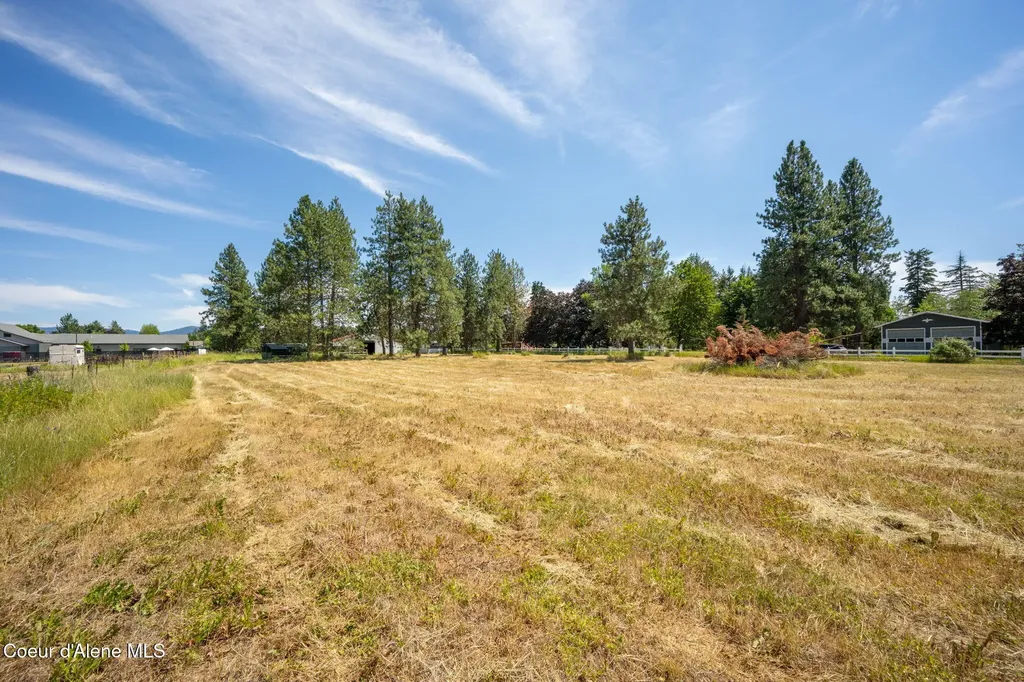 10064 N Government Way Hayden ID 83835