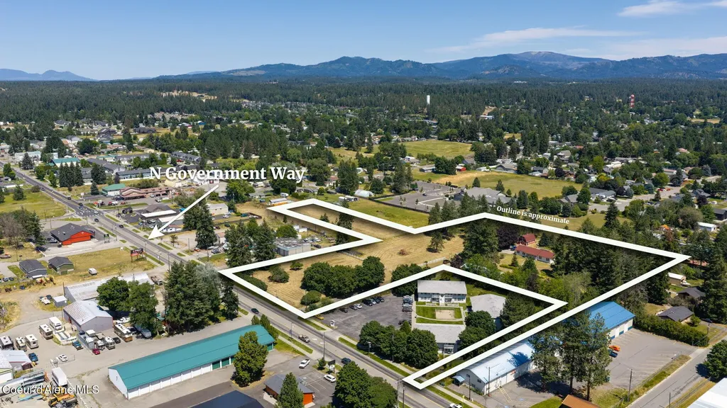 10064 N Government Way Hayden ID 83835