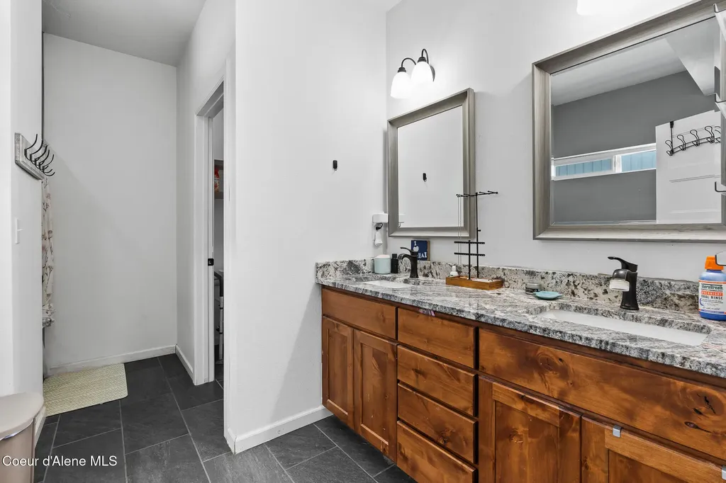 185 Serenity Loop Kingston ID 83839