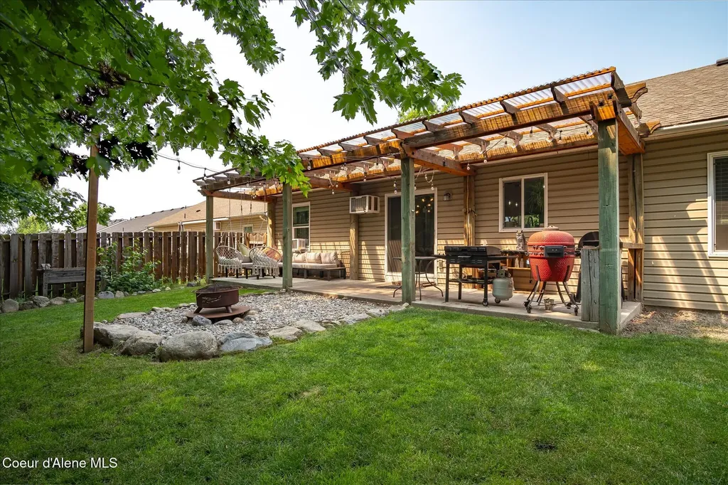 6196 W Lofty Ridge Street Rathdrum ID 83858