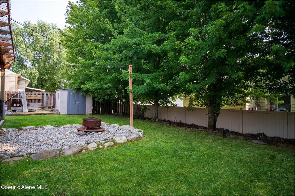 6196 W Lofty Ridge Street Rathdrum ID 83858