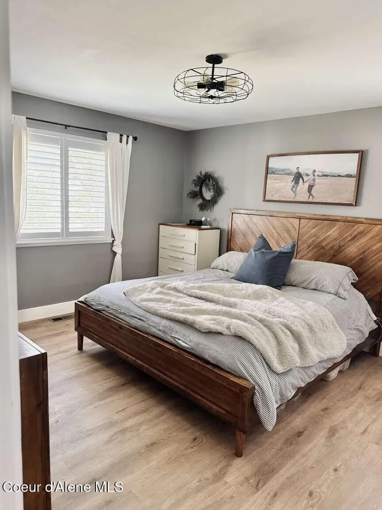 14250 W Prairie Avenue Post Falls ID 83854