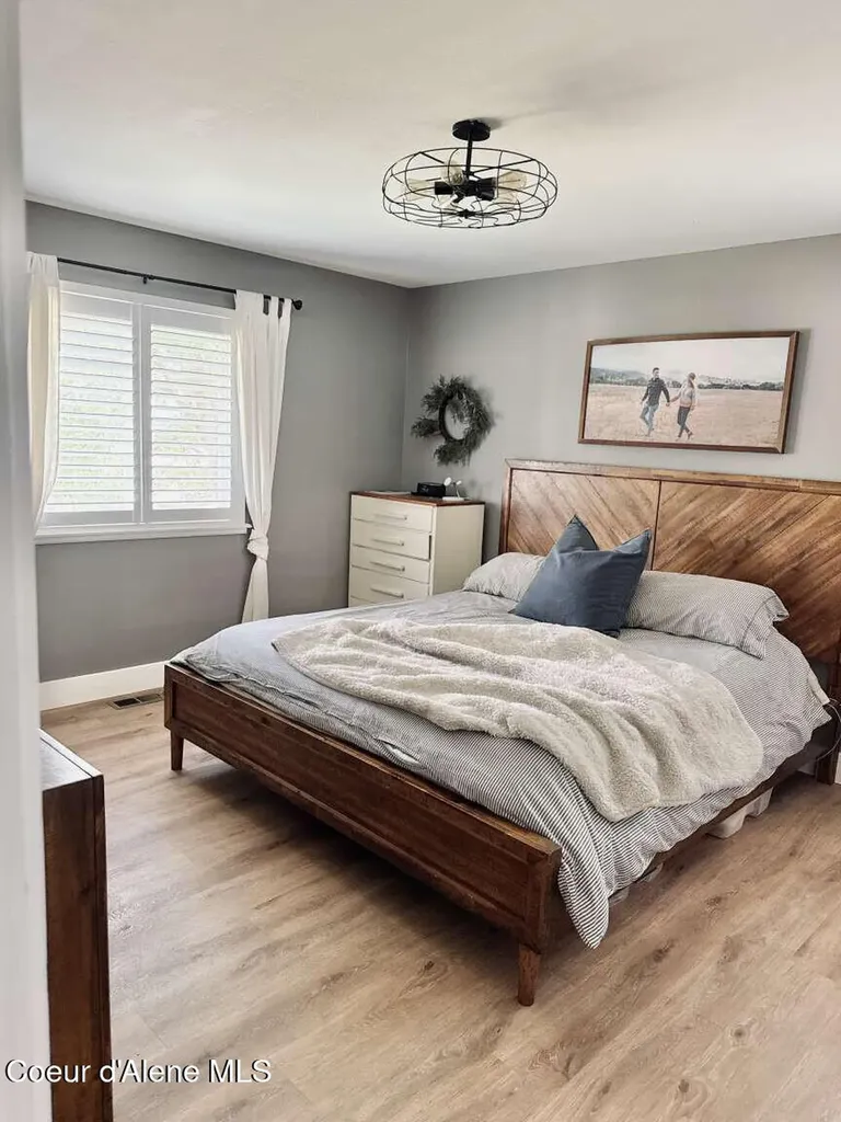 14250 W Prairie Avenue Post Falls ID 83854
