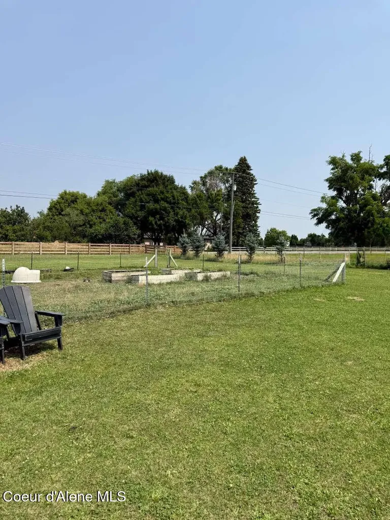 14250 W Prairie Avenue Post Falls ID 83854