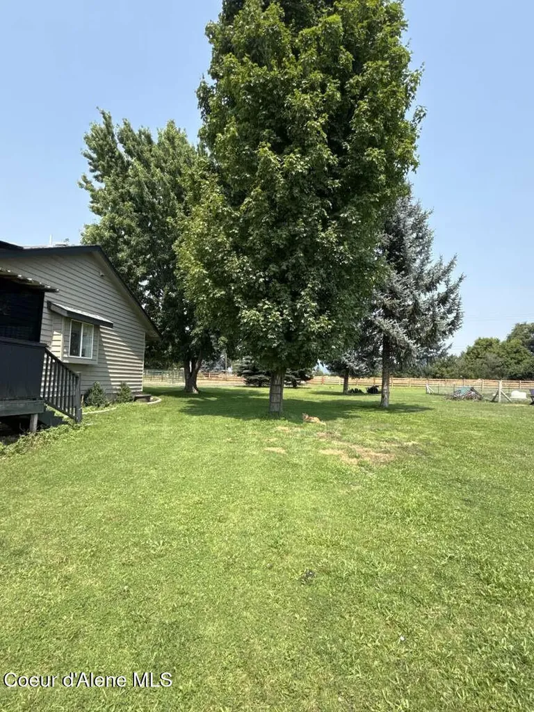 14250 W Prairie Avenue Post Falls ID 83854