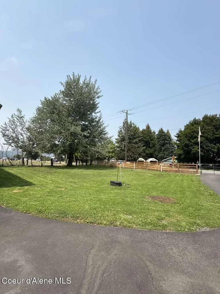 14250 W Prairie Avenue Post Falls ID 83854
