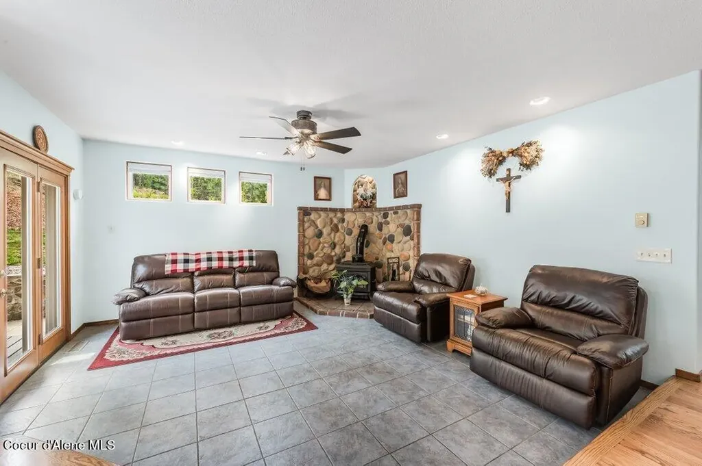 11516 W Crystal Bay Road Post Falls ID 83854