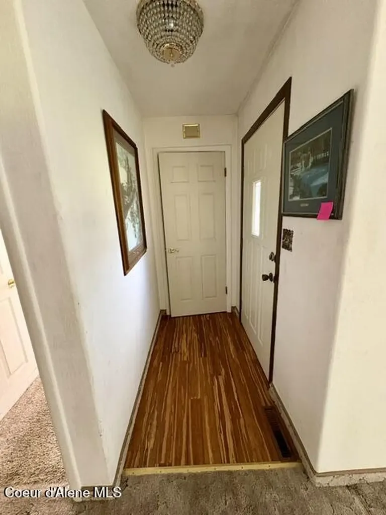 105 W Fir Avenue Osburn ID 83849