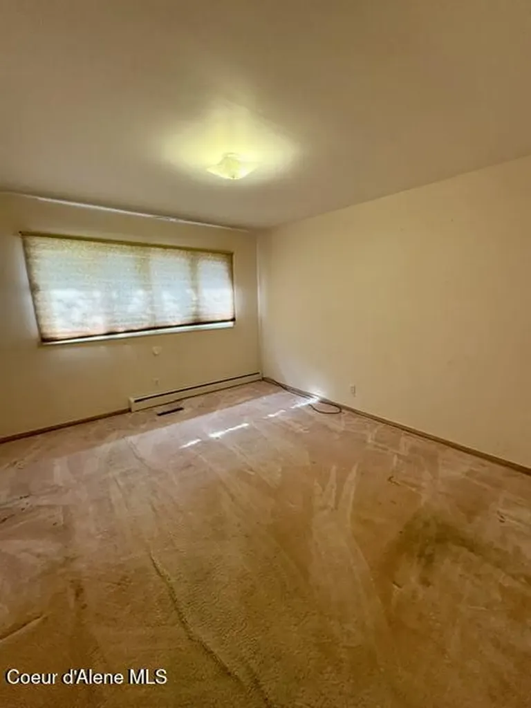 105 W Fir Avenue Osburn ID 83849