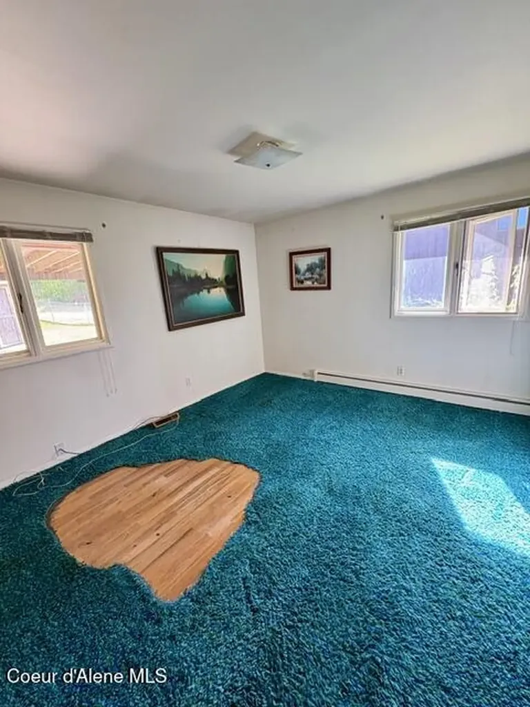 105 W Fir Avenue Osburn ID 83849
