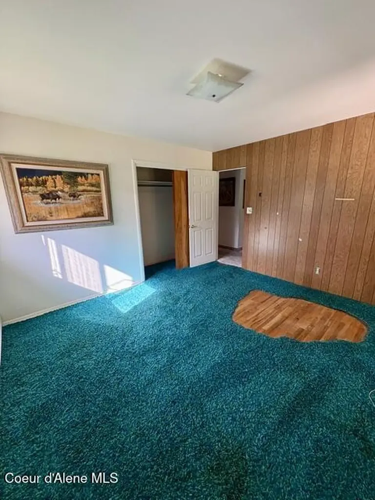 105 W Fir Avenue Osburn ID 83849