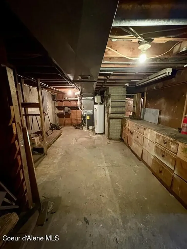 105 W Fir Avenue Osburn ID 83849