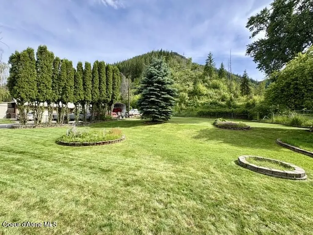 105 W Fir Avenue Osburn ID 83849