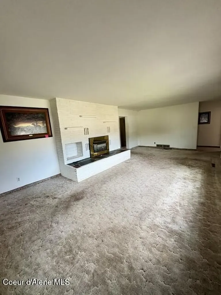 105 W Fir Avenue Osburn ID 83849