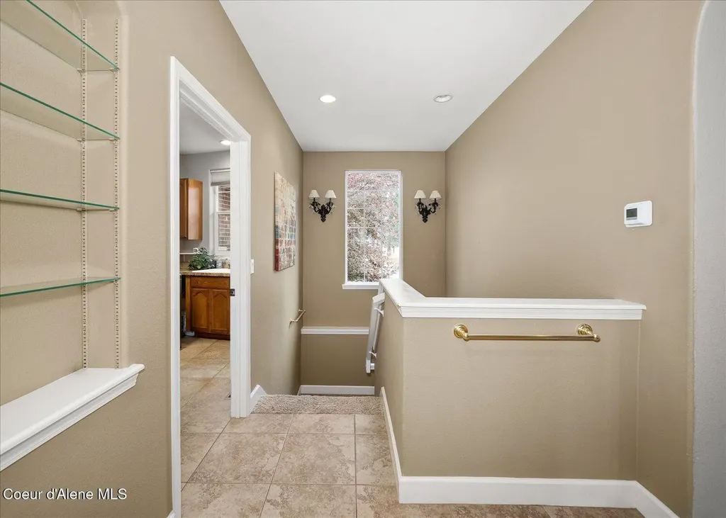 611 N Coles Loop Post Falls ID 83854