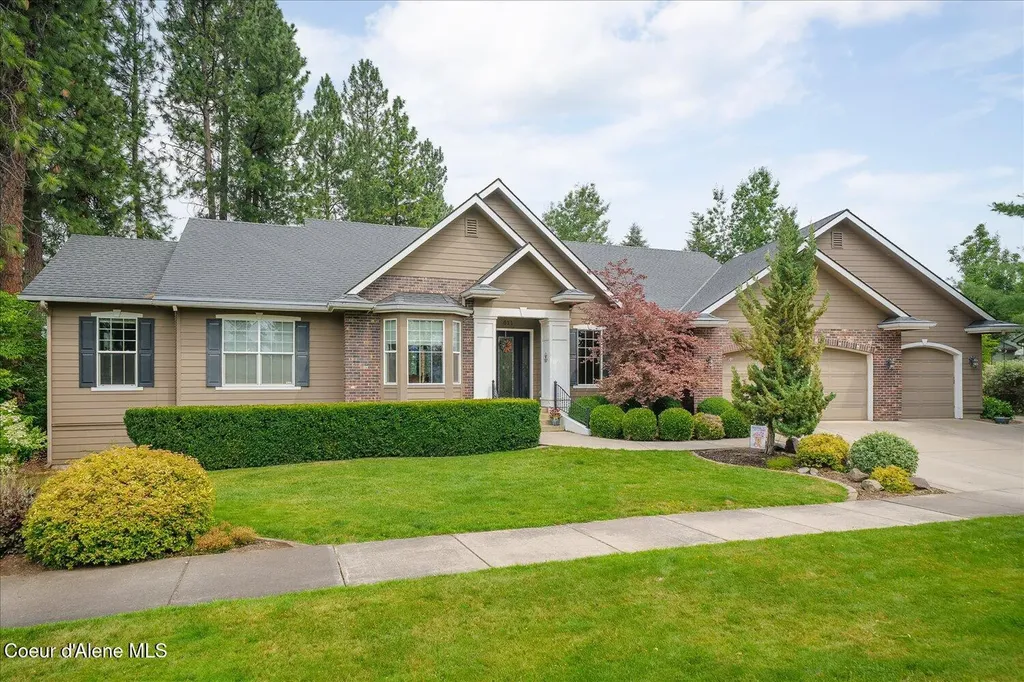 611 N Coles Loop Post Falls ID 83854
