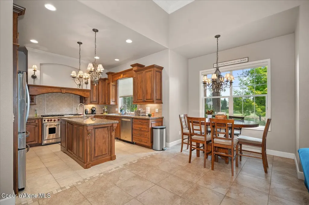 611 N Coles Loop Post Falls ID 83854