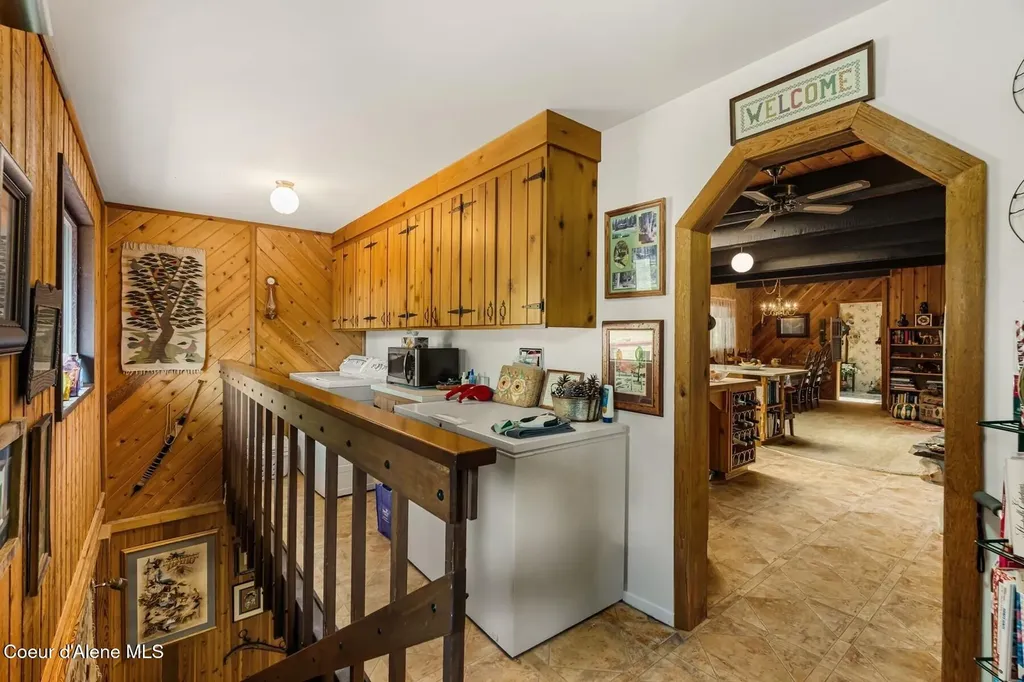 887 Blue Lake Road Priest River ID 83856