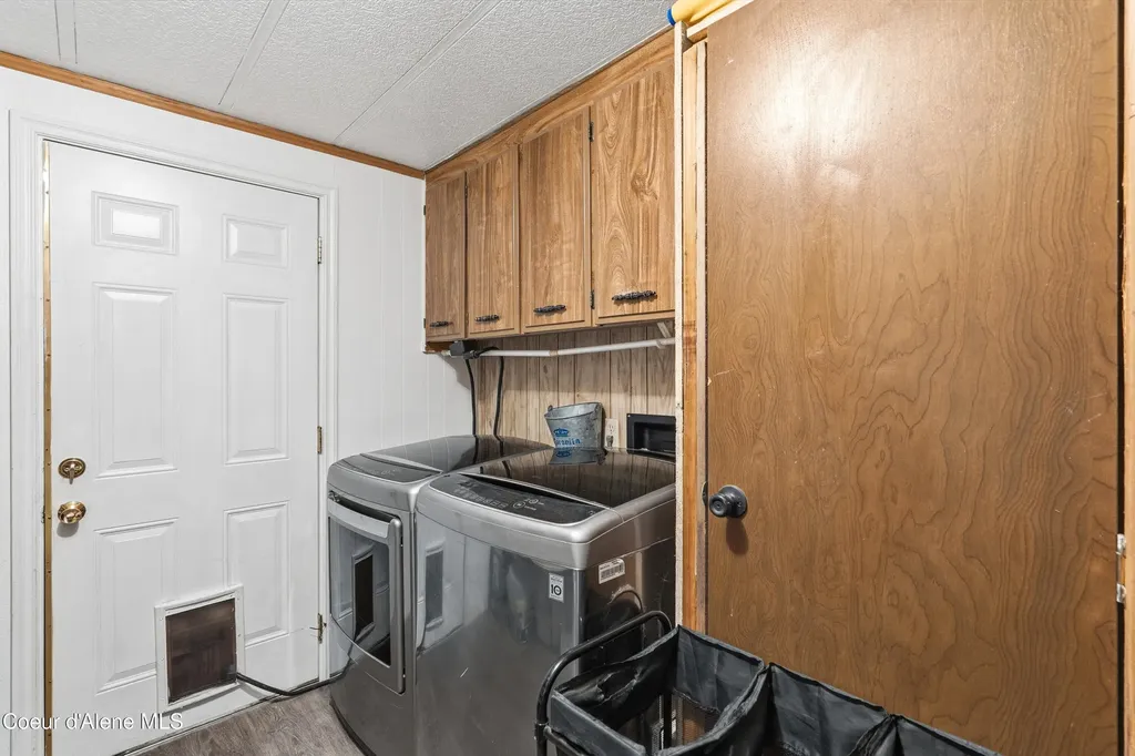 9091 N Starr Loop Hayden ID 83835
