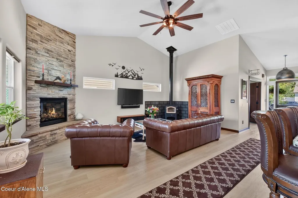 1658 W Boyles Avenue Hayden ID 83835