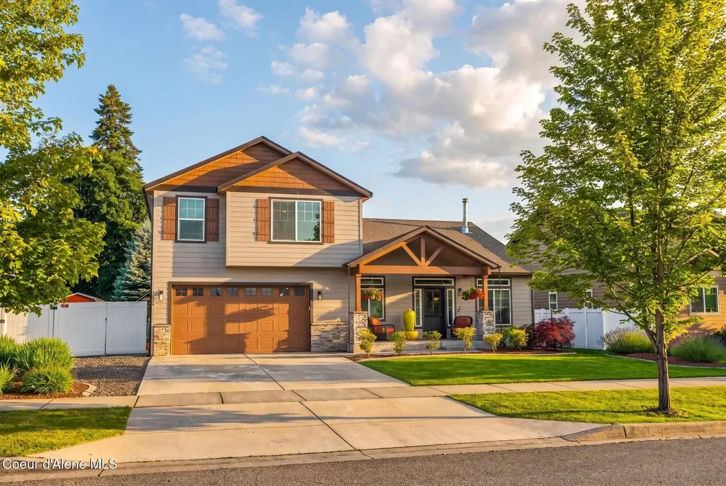1658 W Boyles Avenue Hayden ID 83835