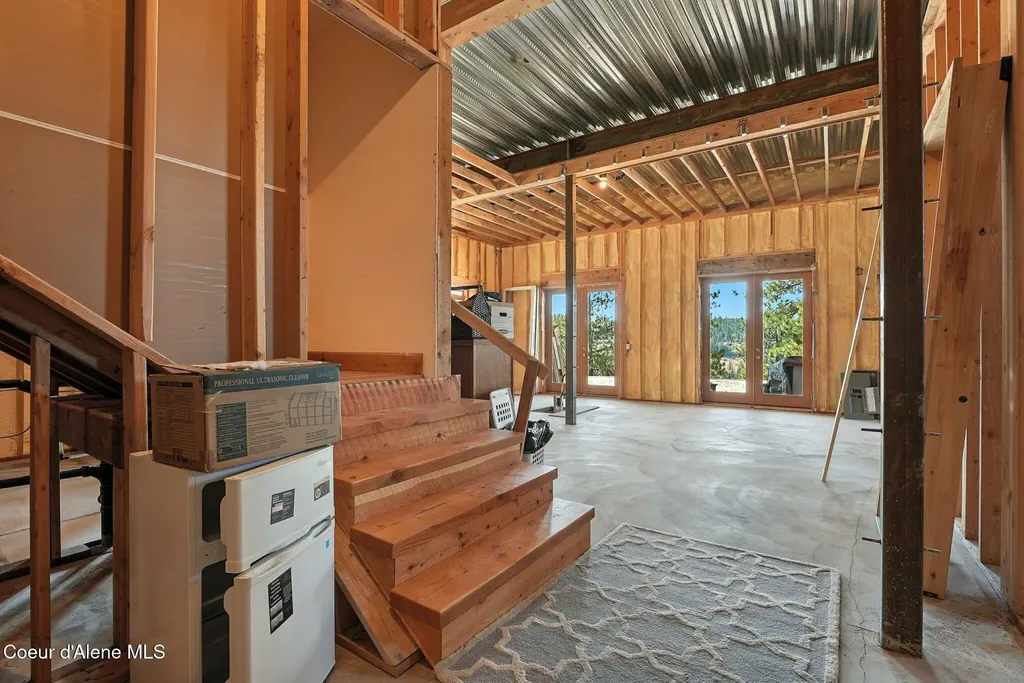 4440 E Lisa Road Harrison ID 83833