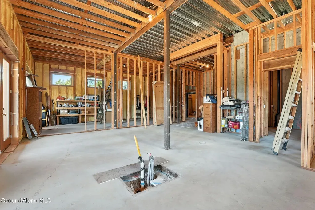 4440 E Lisa Road Harrison ID 83833
