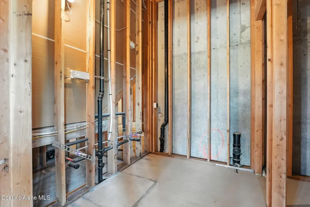 4440 E Lisa Road Harrison ID 83833