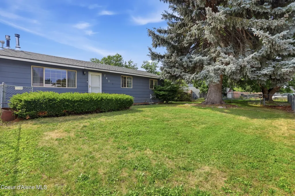243 E Jensen Drive Hayden ID 83835