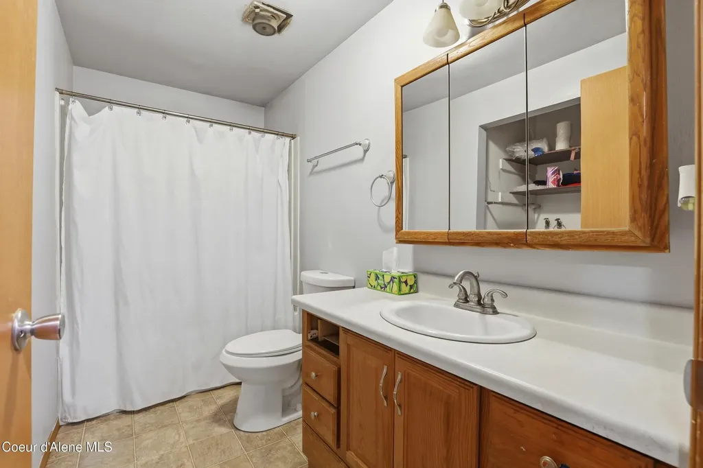 243 E Jensen Drive Hayden ID 83835