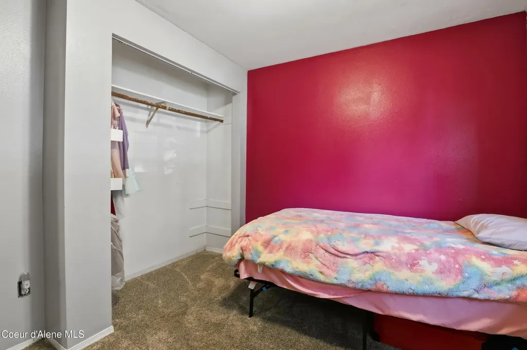243 E Jensen Drive Hayden ID 83835