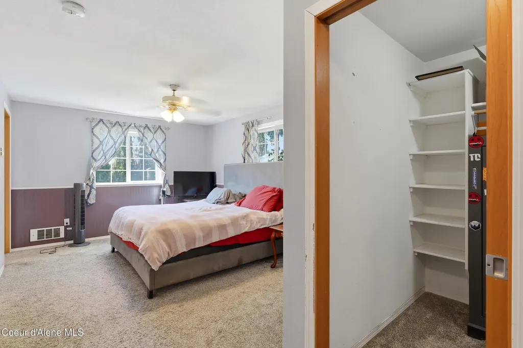 243 E Jensen Drive Hayden ID 83835