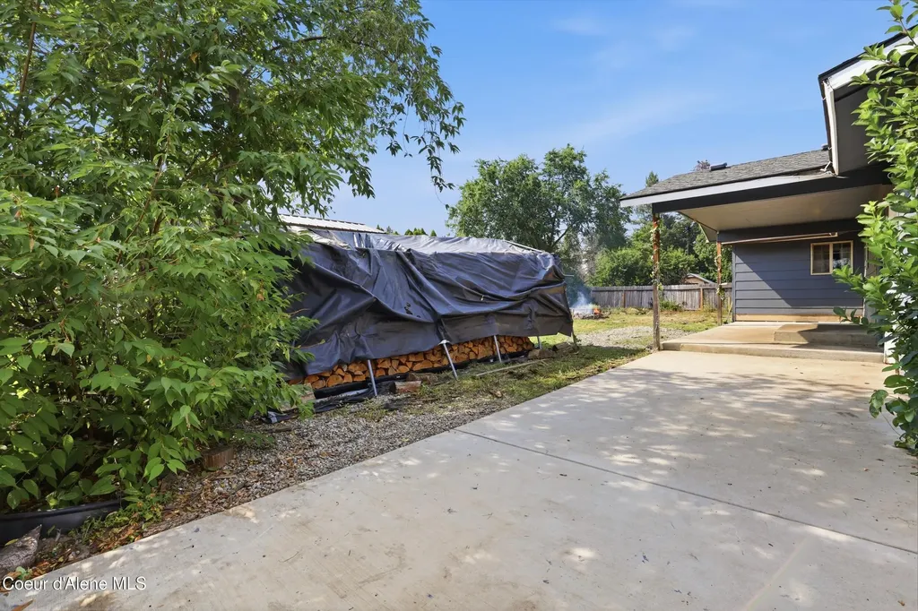 243 E Jensen Drive Hayden ID 83835
