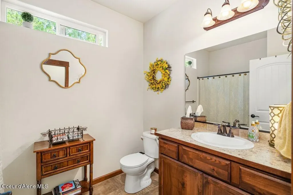 20698 N Wandering Pines Road Rathdrum ID 83858