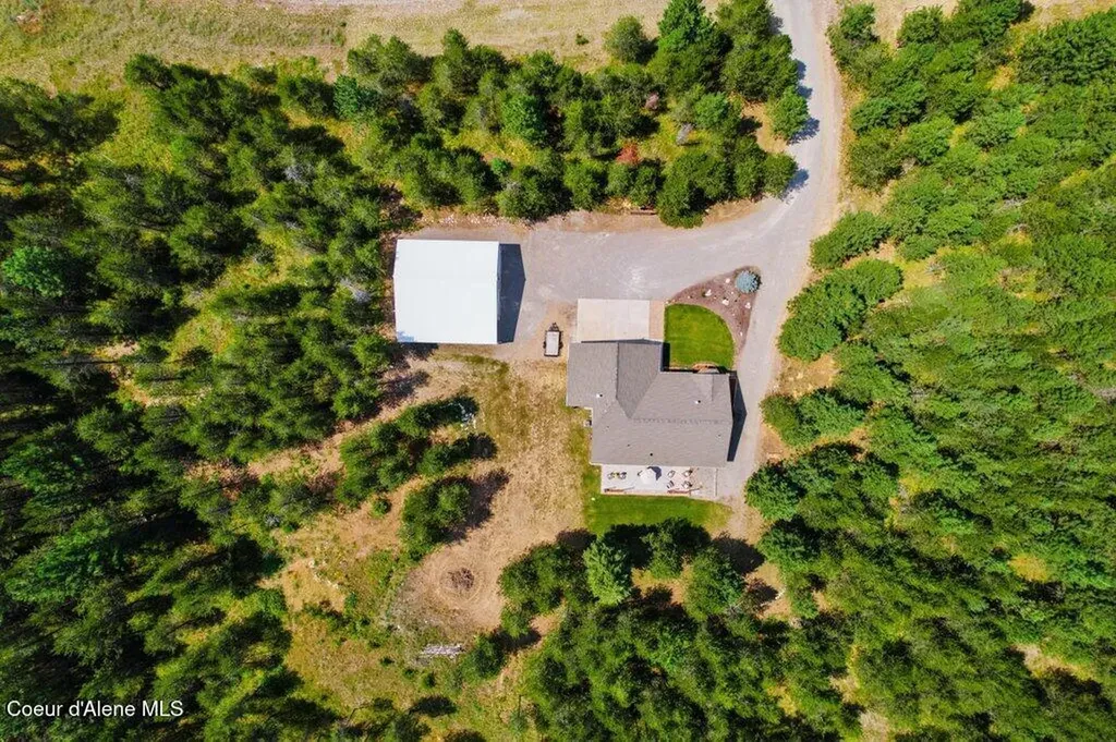 20698 N Wandering Pines Road Rathdrum ID 83858