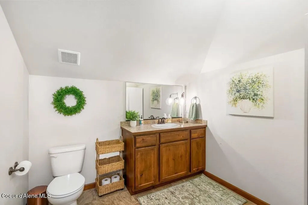 20698 N Wandering Pines Road Rathdrum ID 83858