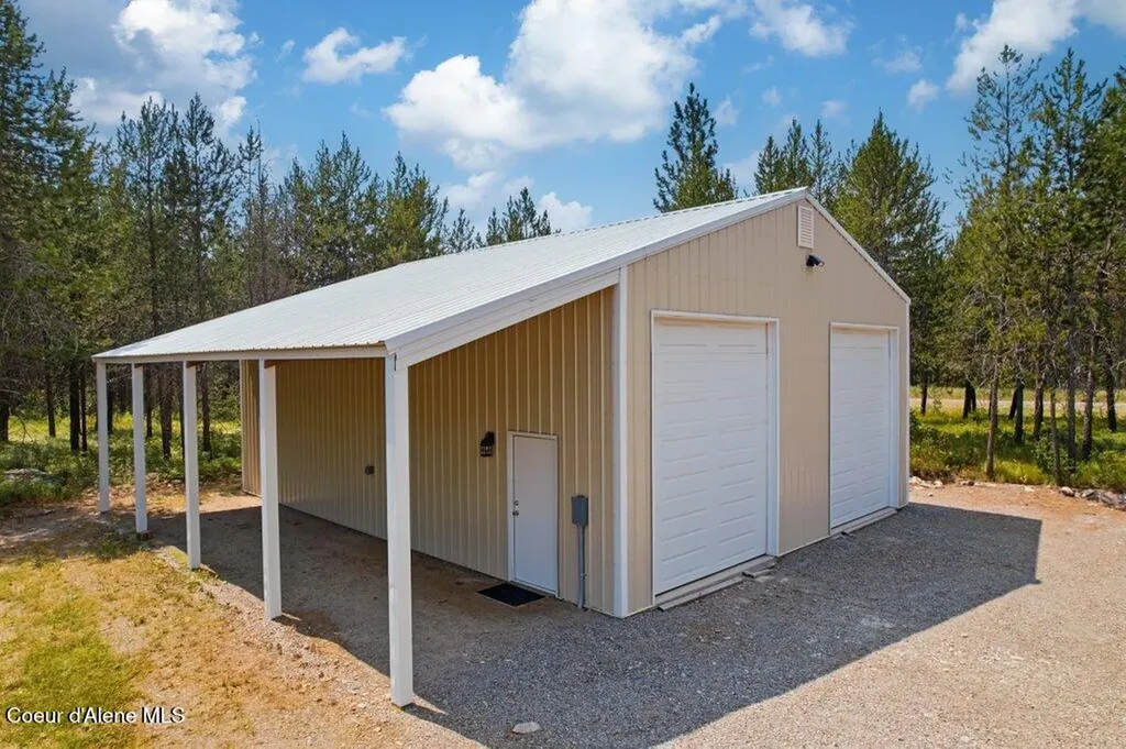 20698 N Wandering Pines Road Rathdrum ID 83858