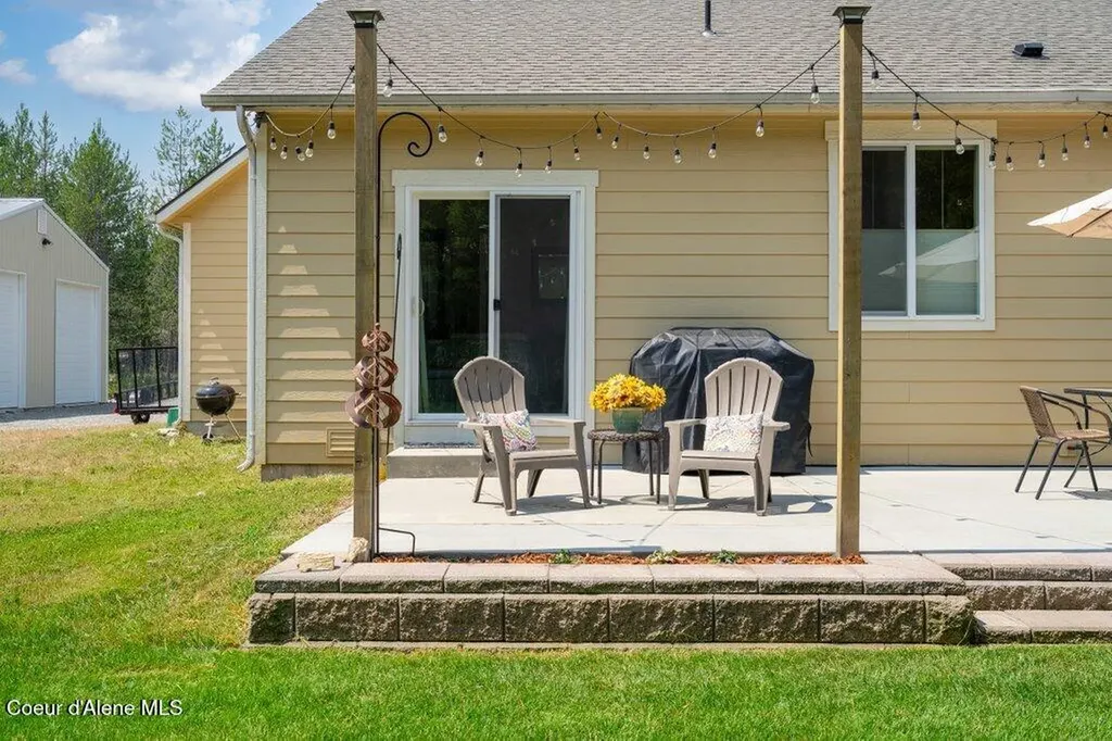 20698 N Wandering Pines Road Rathdrum ID 83858
