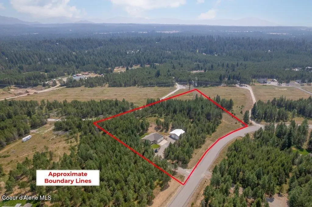 20698 N Wandering Pines Road Rathdrum ID 83858