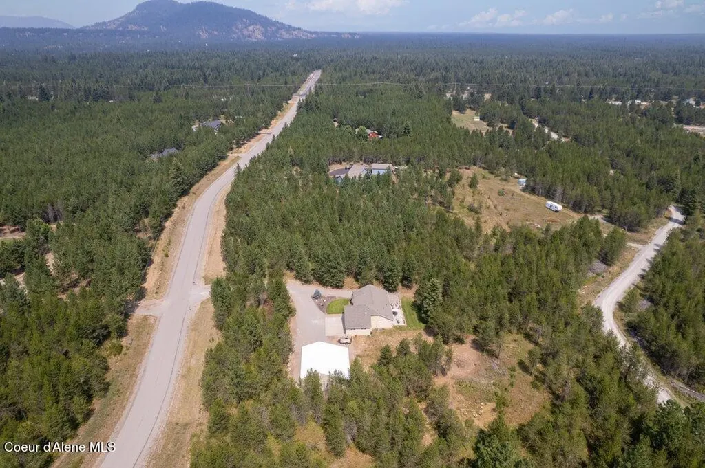 20698 N Wandering Pines Road Rathdrum ID 83858