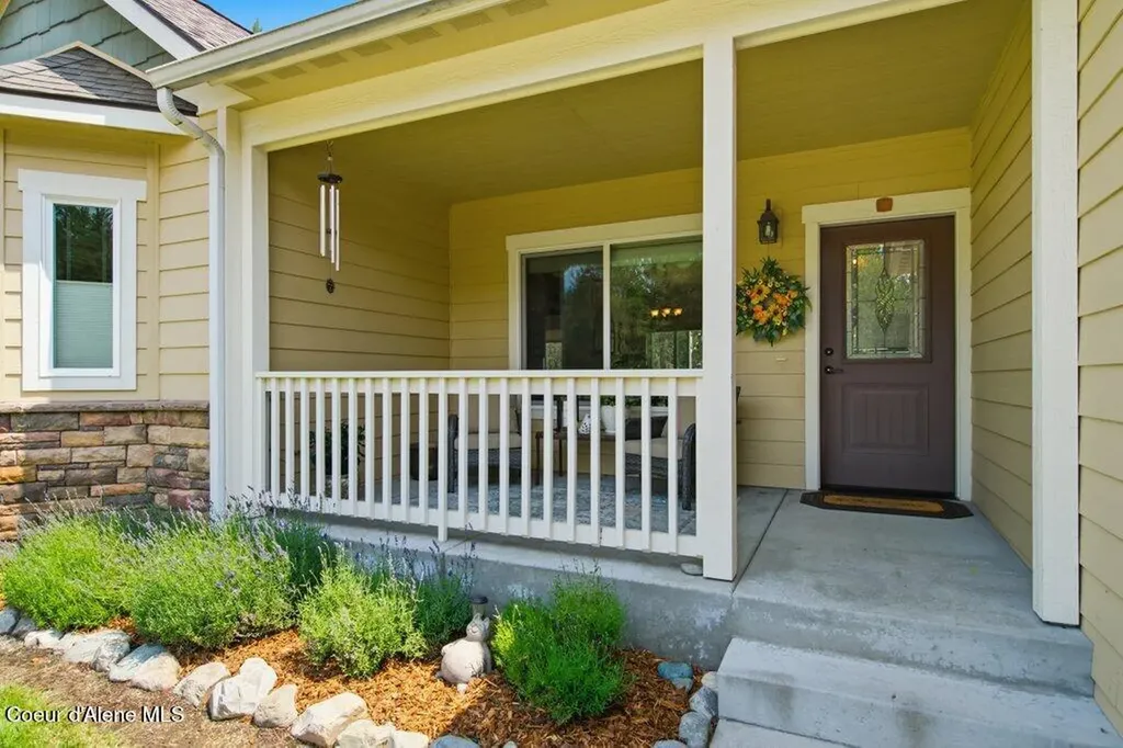 20698 N Wandering Pines Road Rathdrum ID 83858