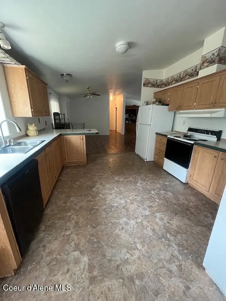 32953 N Neighbor Court Athol ID 83801