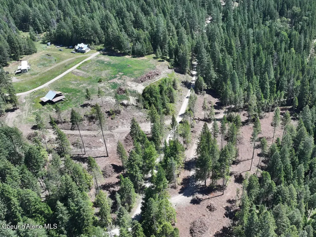 560 Terry Trail Priest River ID 83856