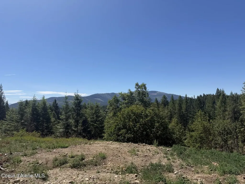 560 Terry Trail Priest River ID 83856