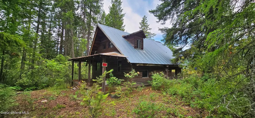 1754 Giles Connection Road Bonners Ferry ID 83805