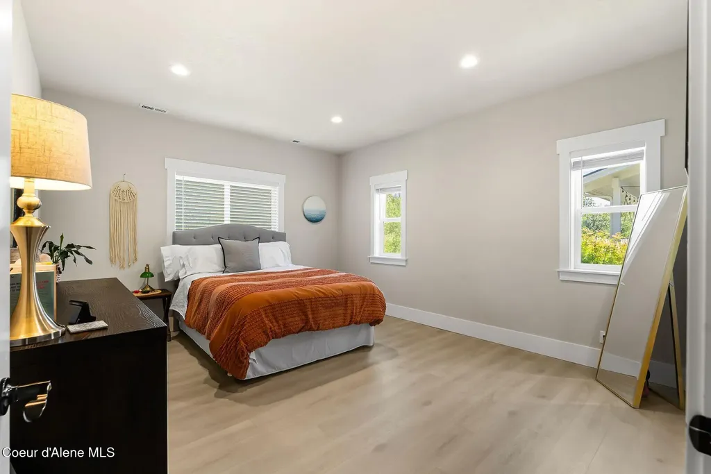 87 Hanson Court Dover ID 83825