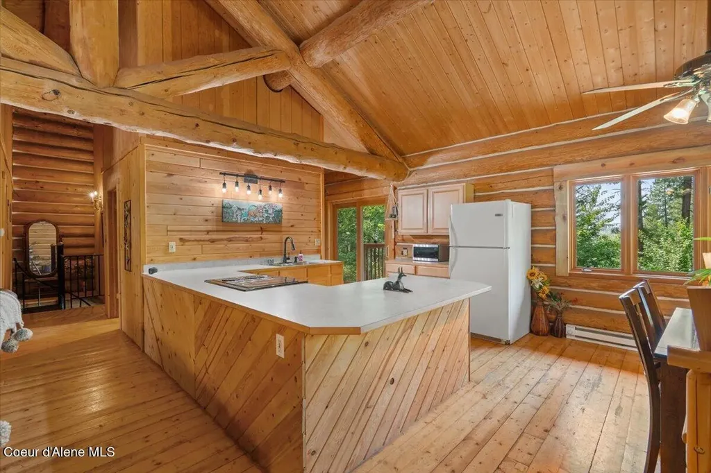 1040 Salee Creek Road Athol ID 83801
