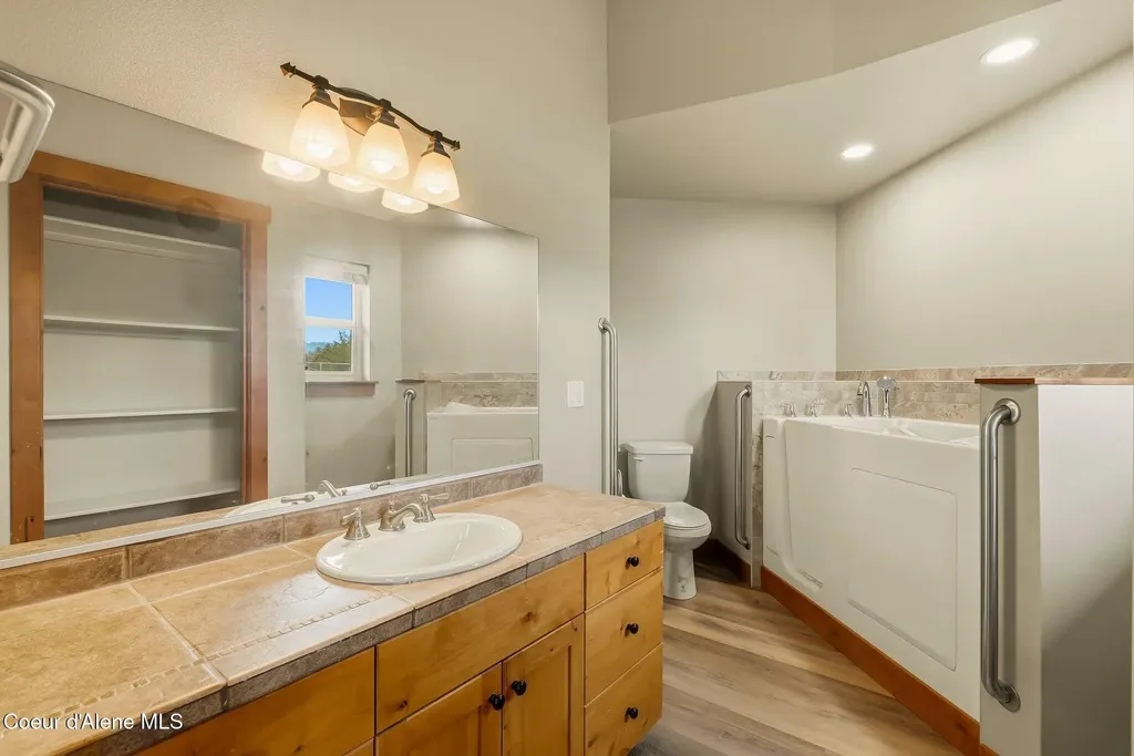 521 Stoneridge Road Blanchard ID 83804